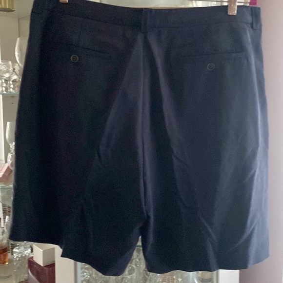 Tommy Bahama Relax Men's Size 38 Black 100% Silk Pleated Front Bermuda Shorts - Picture 12 of 14